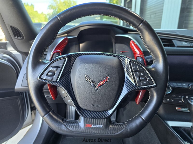 Used 2016 Chevrolet Corvette Z06 w/ Z07 Performance Package RWD image 39