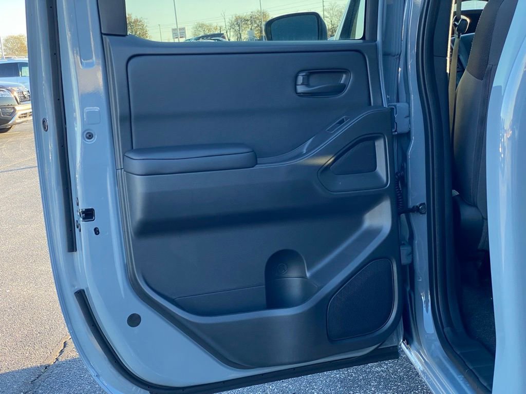 New 2026 Nissan Frontier SV w/ Tow Package image 15