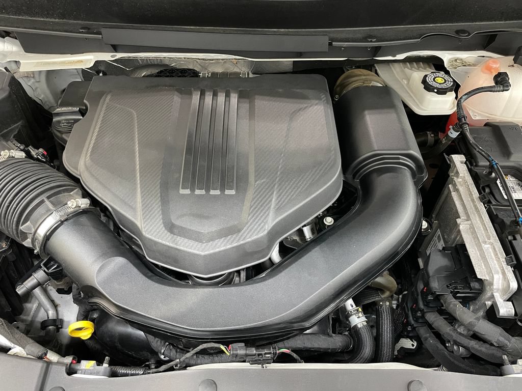 Certified 2024 Chevrolet Traverse LT FWD image 46