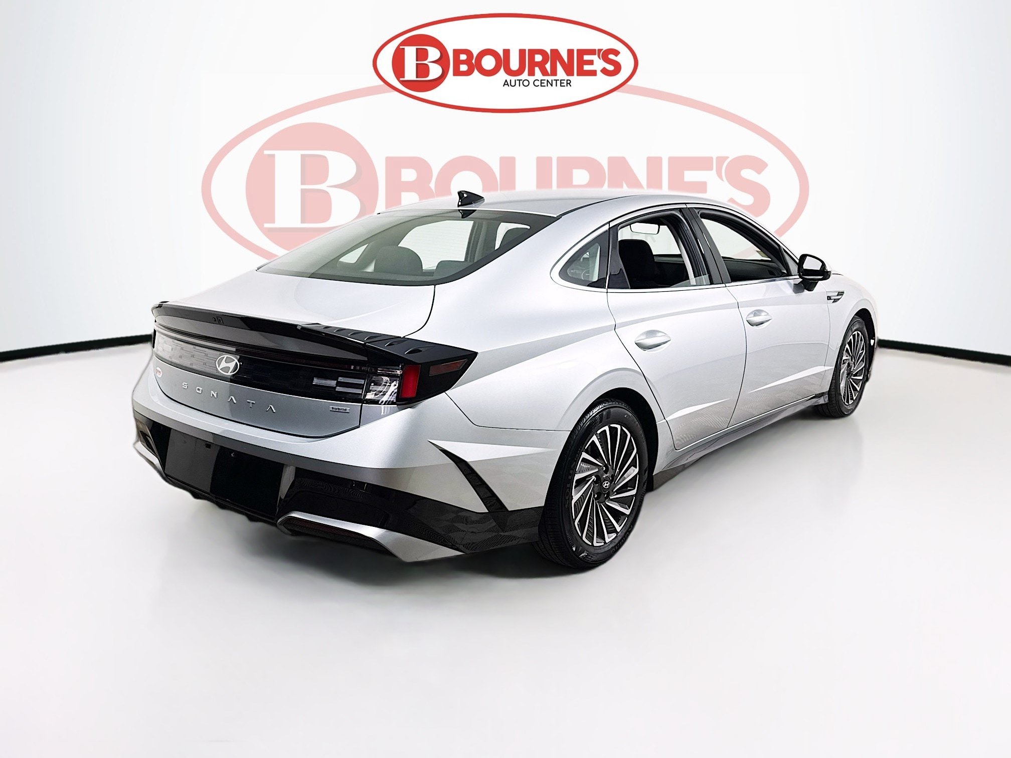 Used 2025 Hyundai Sonata SEL FWD image 9