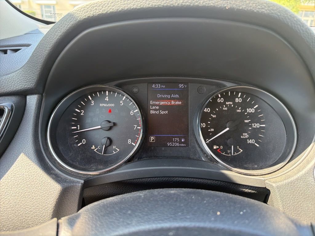 Used 2019 Nissan Rogue SV FWD image 17