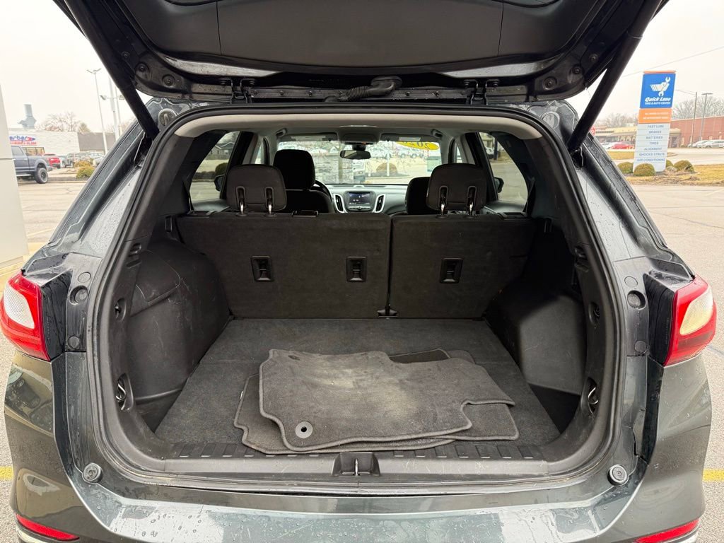 Used 2020 Chevrolet Equinox LT w/ Driver Convenience Package image 20