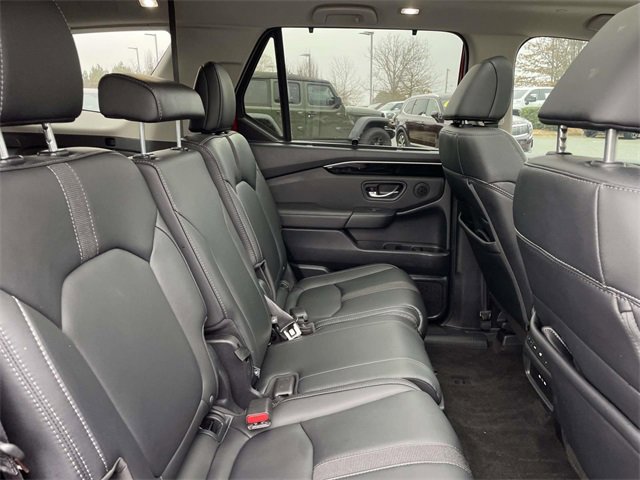 Used 2025 Honda Pilot Touring image 22