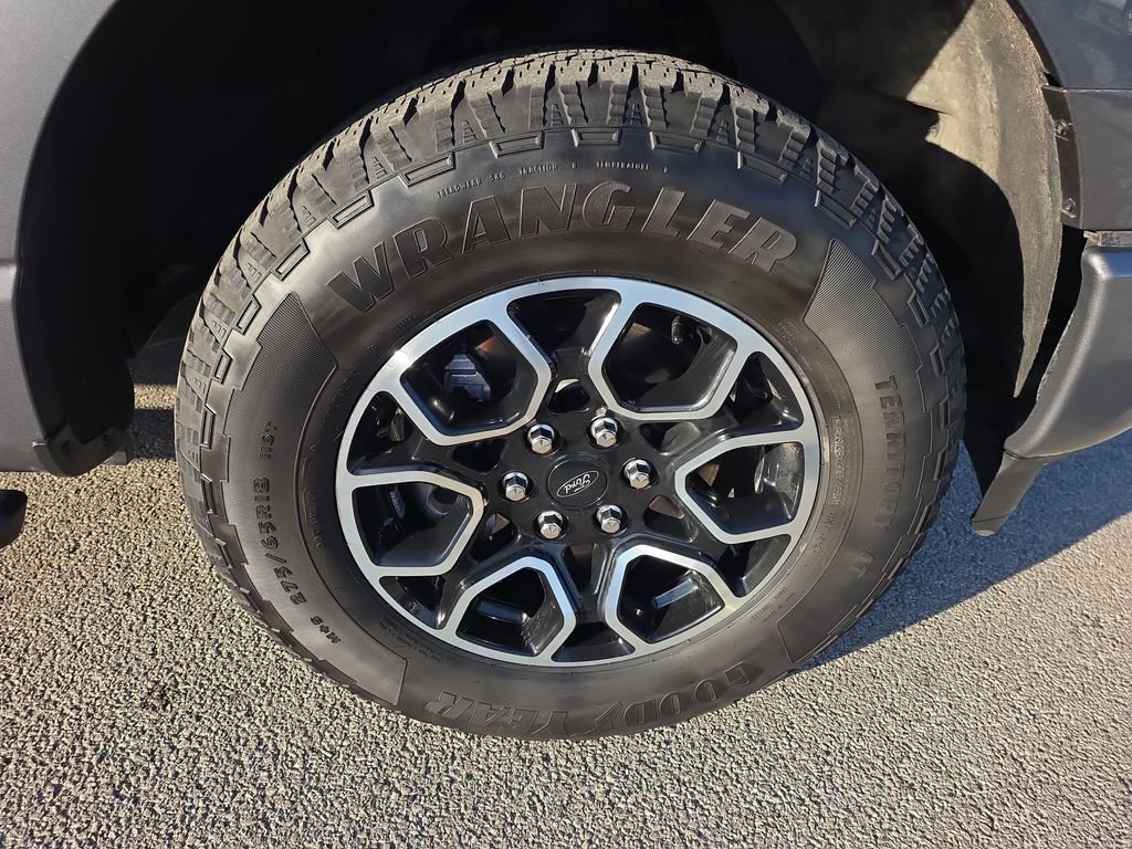 Used 2023 Ford F150 XLT w/ Equipment Group 302A High image 9