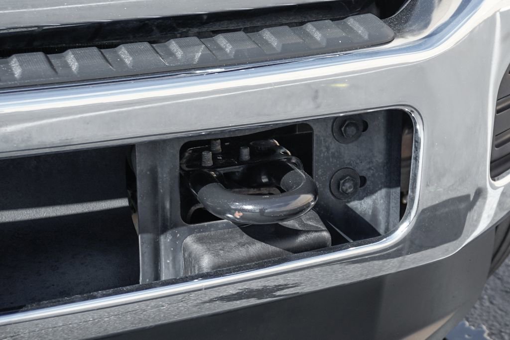 Used 2015 Ford F550 2WD Regular Cab Super Duty image 59