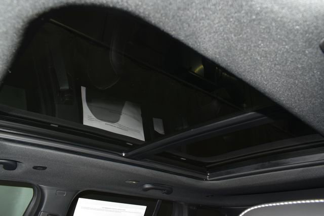 New 2026 Jeep Grand Cherokee Limited w/ Trailer Tow Package image 11