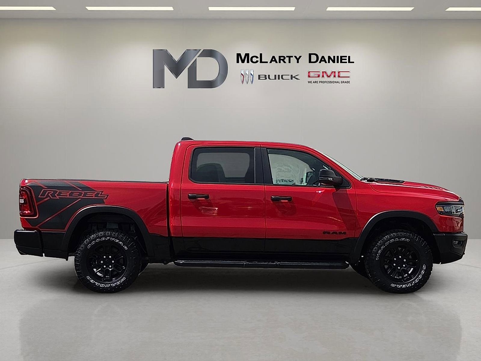 Used 2025 RAM 1500 Rebel w/ Rebel Level 1 Equipment Group AWD/4WD image 6