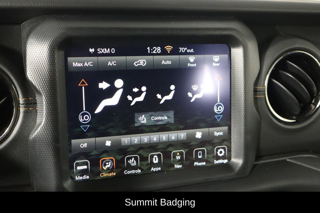 Used 2021 Jeep Wrangler Unlimited Sahara image 29