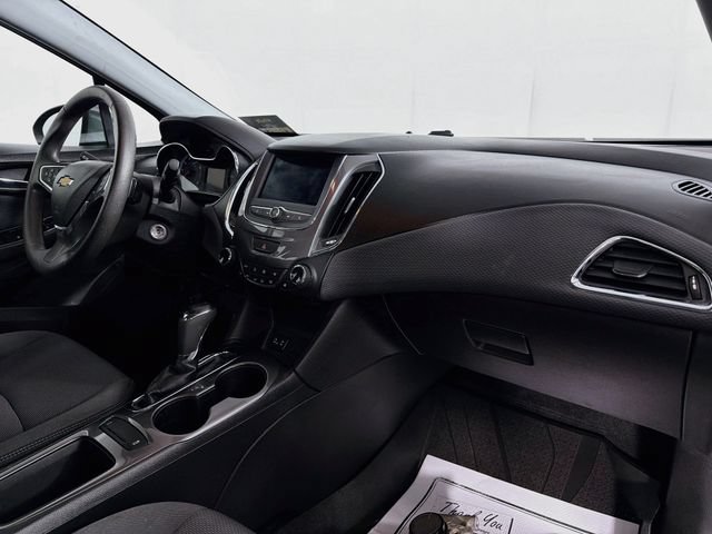 Used 2019 Chevrolet Cruze LT FWD image 28