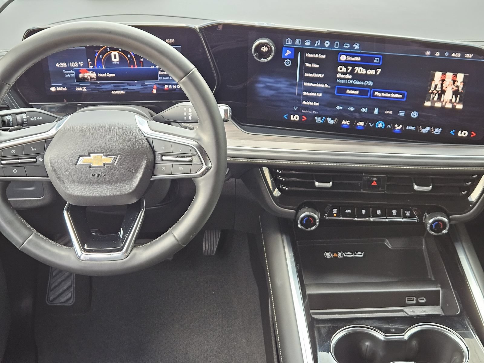 Certified 2025 Chevrolet Suburban Premier AWD/4WD image 32