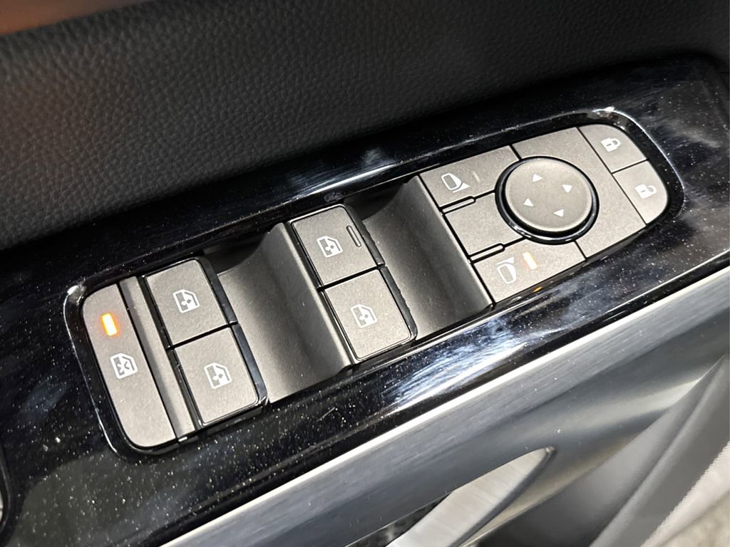 New 2026 Nissan Rogue SV image 29