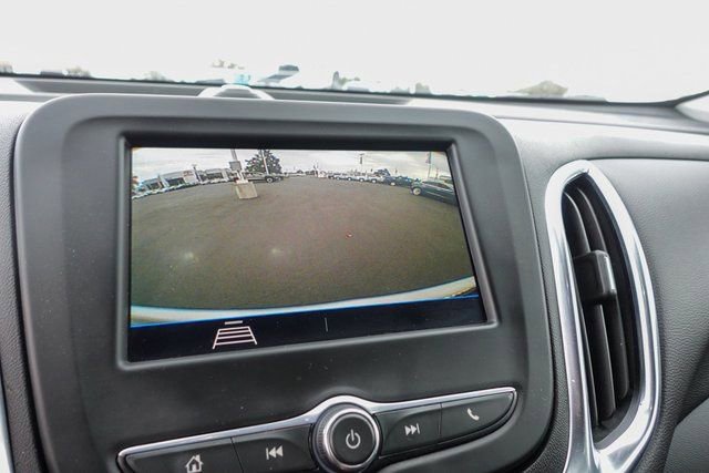 Used 2021 Chevrolet Equinox LT image 18