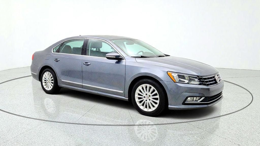 Used 2016 Volkswagen Passat 1.8T SE FWD image 3