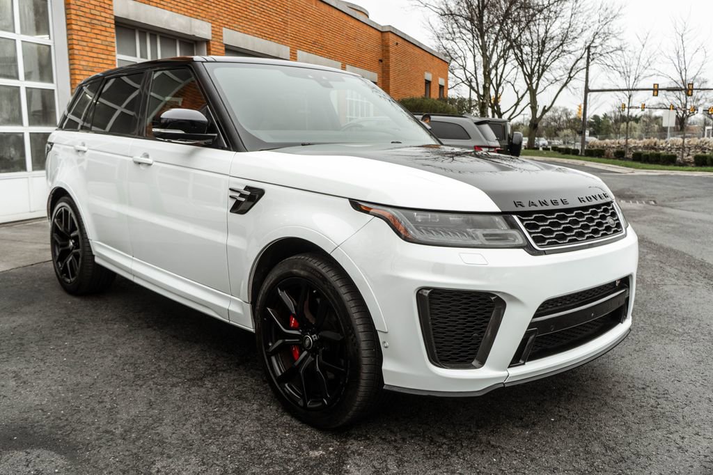 Used 2020 Land Rover Range Rover Sport SVR image 6