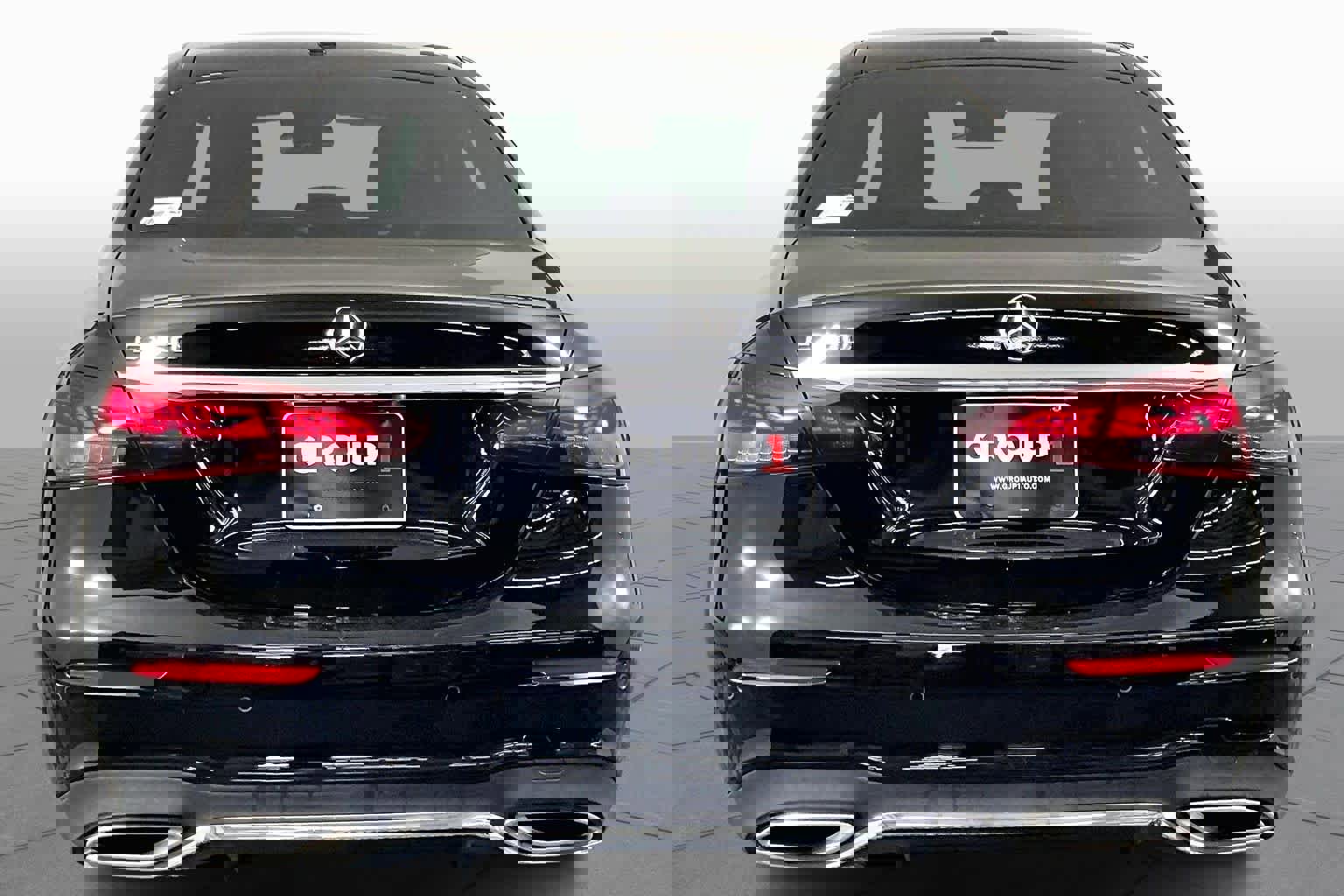 Used 2022 Mercedes-Benz E 350 Sedan image 5