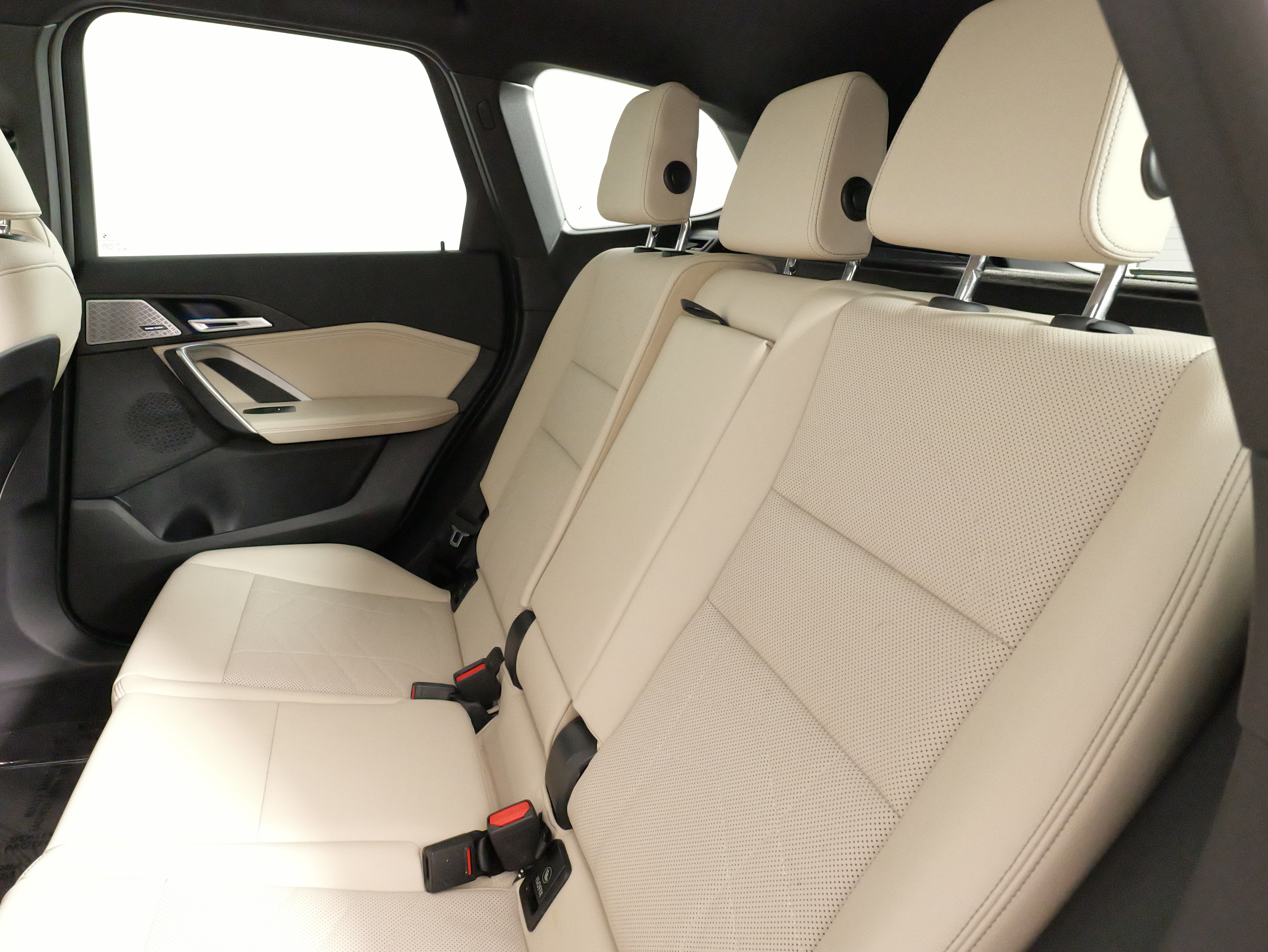 Used 2023 BMW X1 xDrive28i w/ Premium Package AWD/4WD image 42