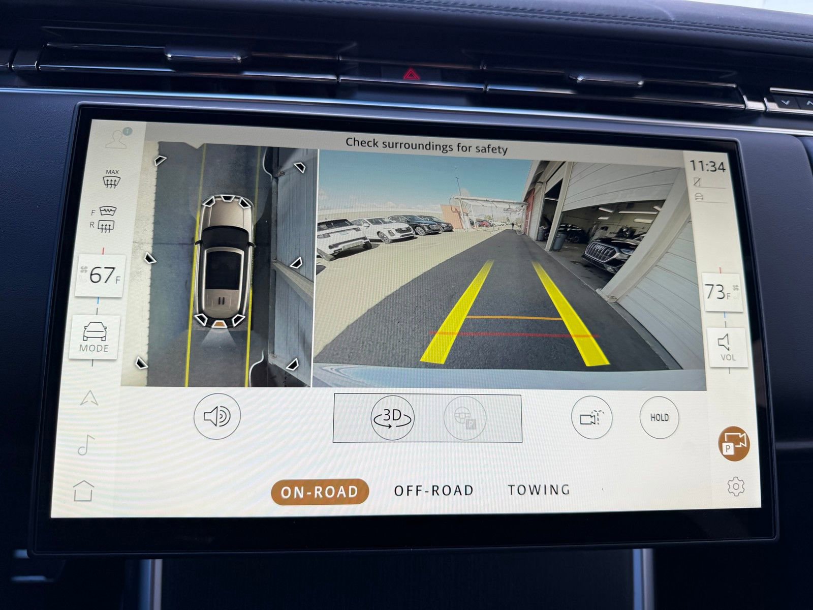 New 2026 Land Rover Range Rover Long Wheelbase SE image 17