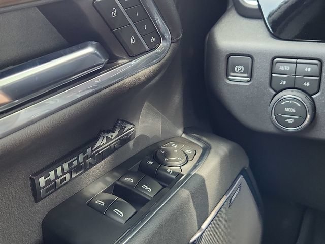 New 2026 Chevrolet Silverado 1500 High Country w/ High Country Premium Package AWD/4WD image 23