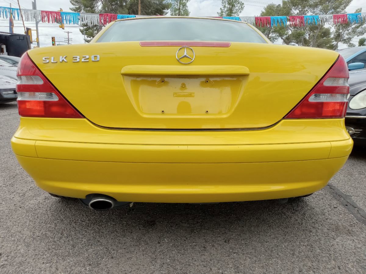 Used 2002 Mercedes-Benz SLK 320 image 9