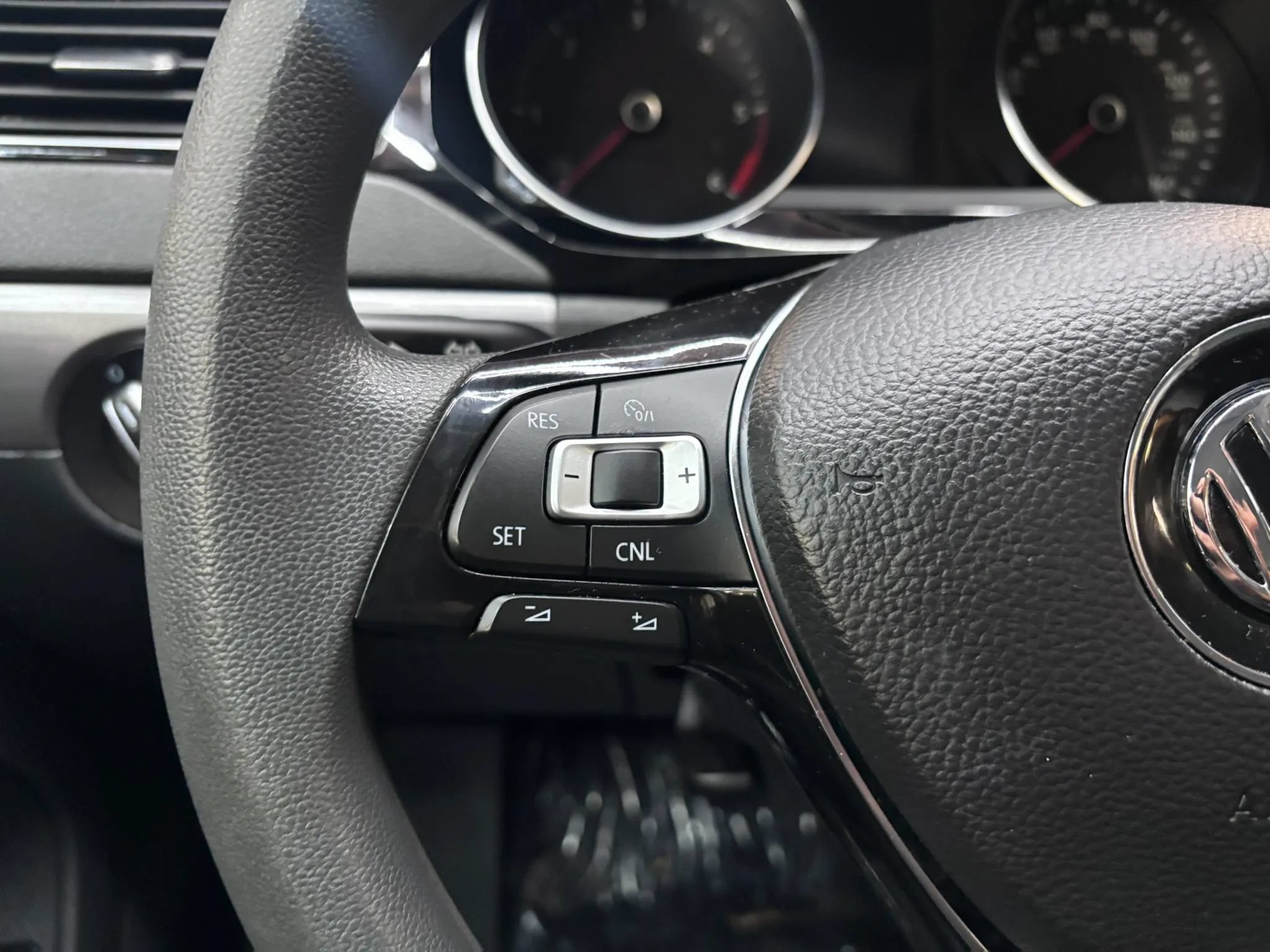 Used 2015 Volkswagen Jetta TDI S FWD image 13