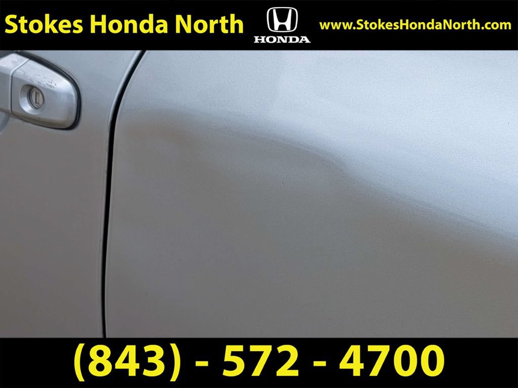 Used 2016 Toyota Camry XLE w/ Moonroof Package FWD image 6