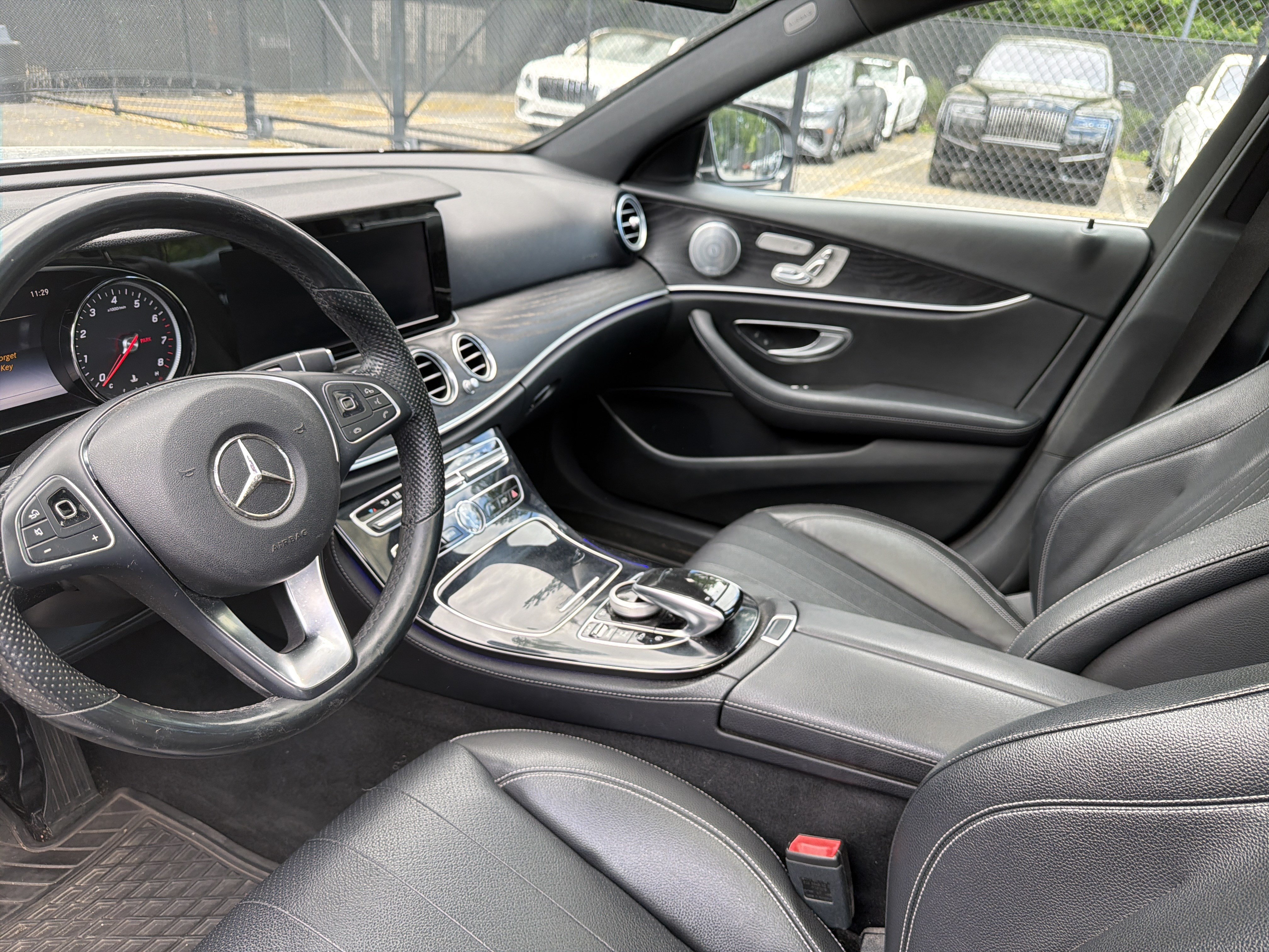 Used 2017 Mercedes-Benz E 300 4MATIC image 14