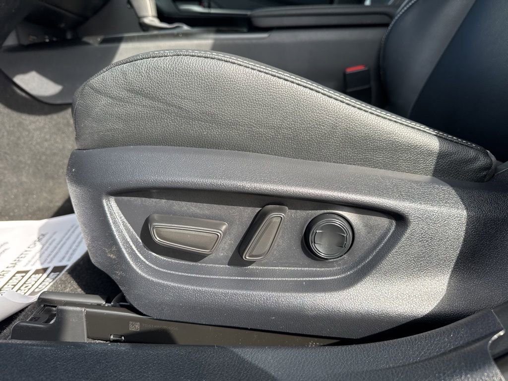 Certified 2025 Toyota Camry SE FWD image 28