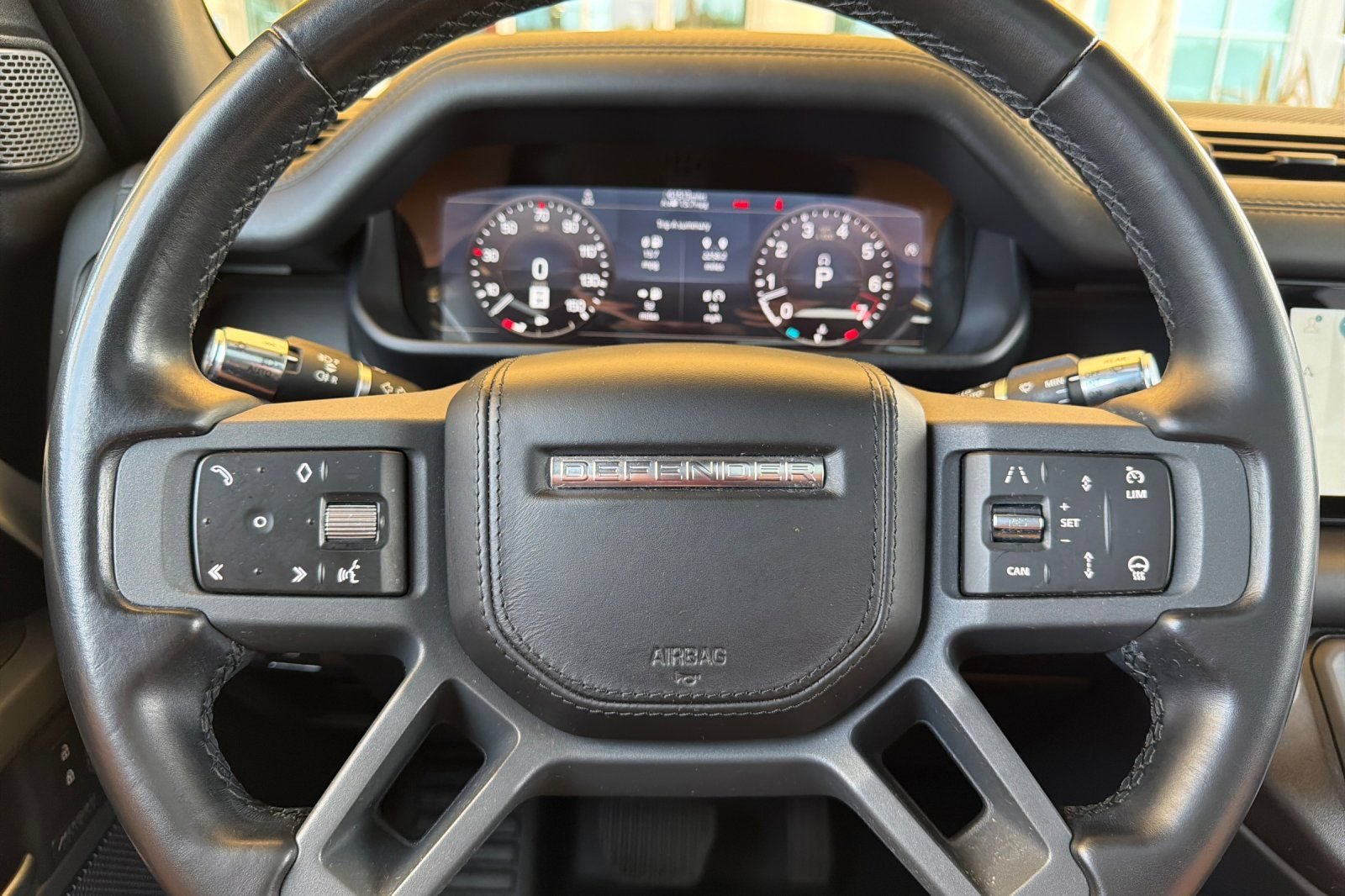 Used 2021 Land Rover Defender 110 X-Dynamic HSE AWD/4WD image 26