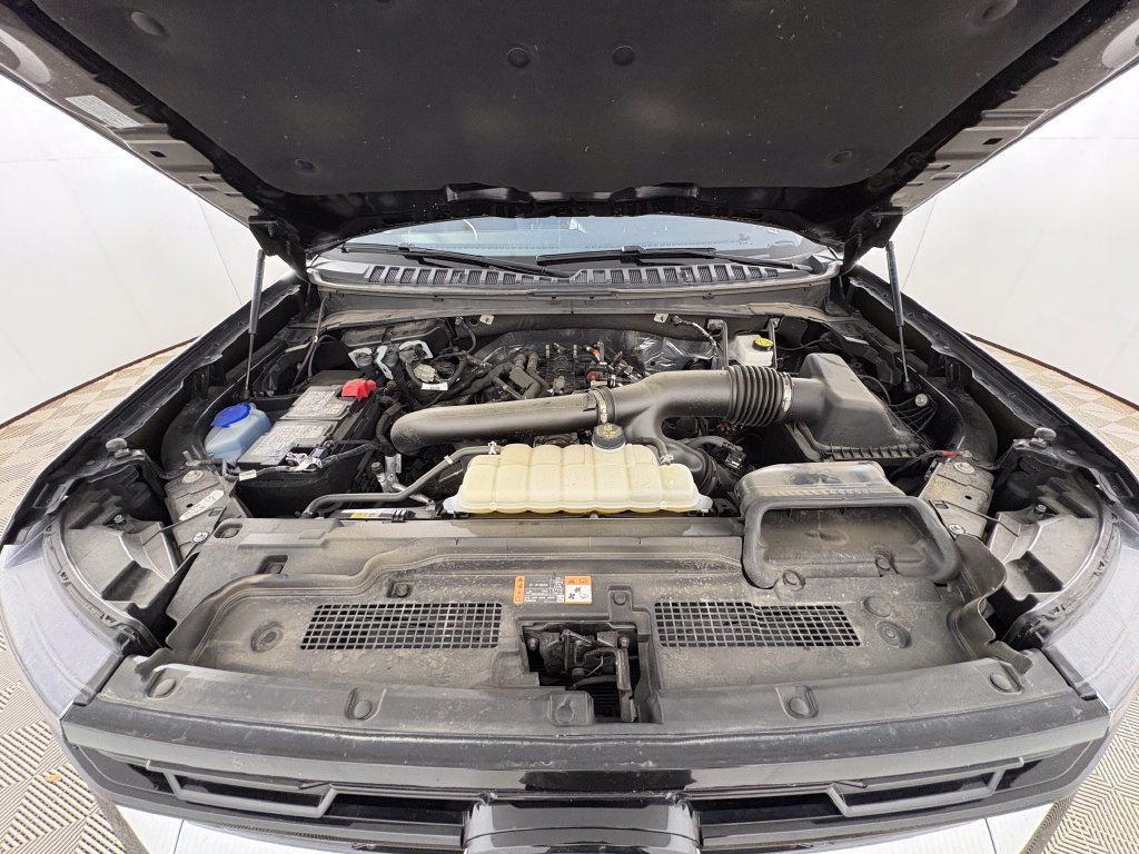 Certified 2025 Ford Expedition Platinum AWD/4WD image 34