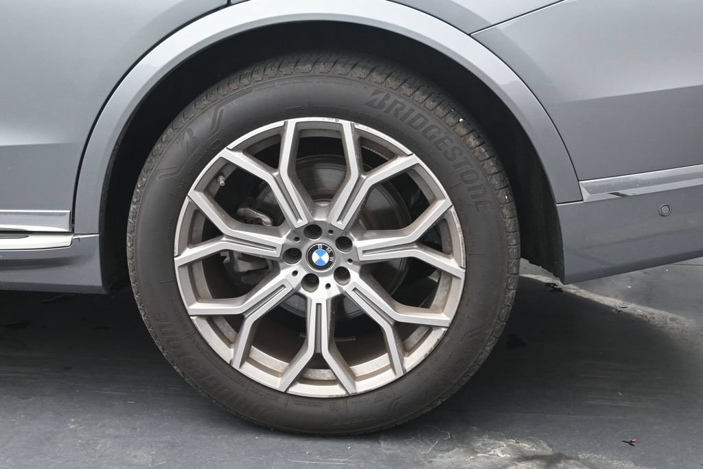 Used 2026 BMW X7 xDrive40i AWD/4WD image 12
