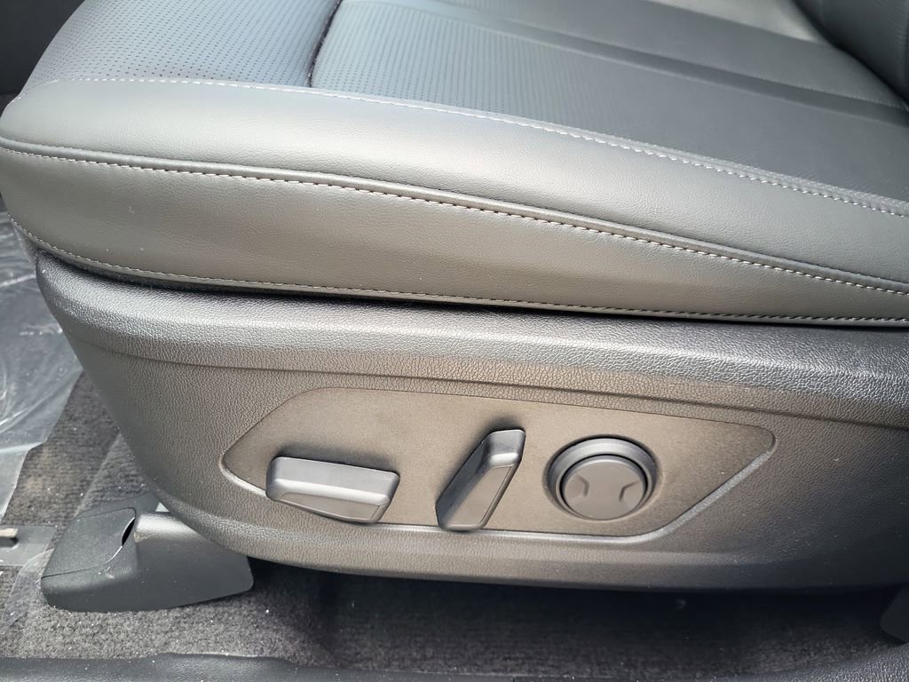 New 2026 Kia Sorento X-Line EX image 8