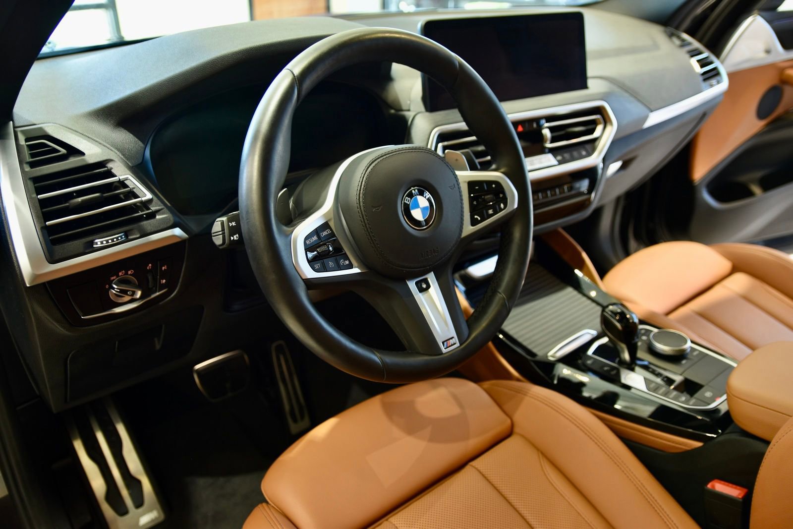 Used 2023 BMW X4 xDrive30i w/ M Sport Package image 12