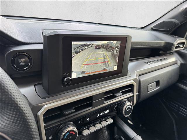 Certified 2025 Toyota Tacoma SR5 AWD/4WD image 14