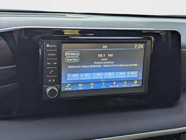 New 2025 Nissan Kicks S image 11