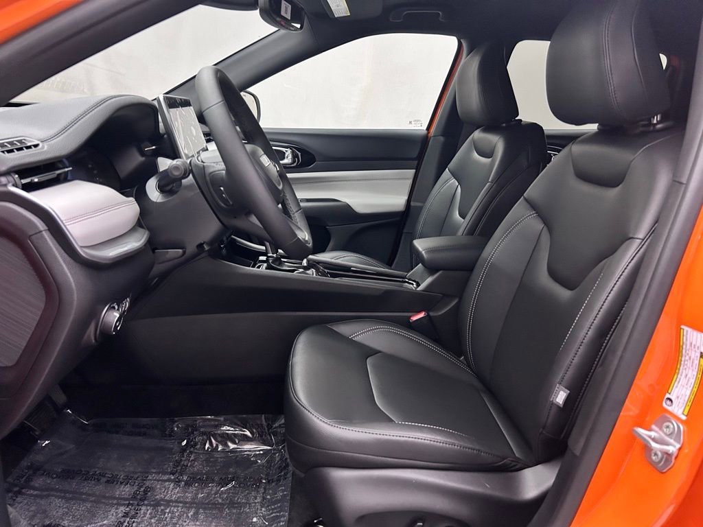 New 2026 Jeep Compass Limited image 12