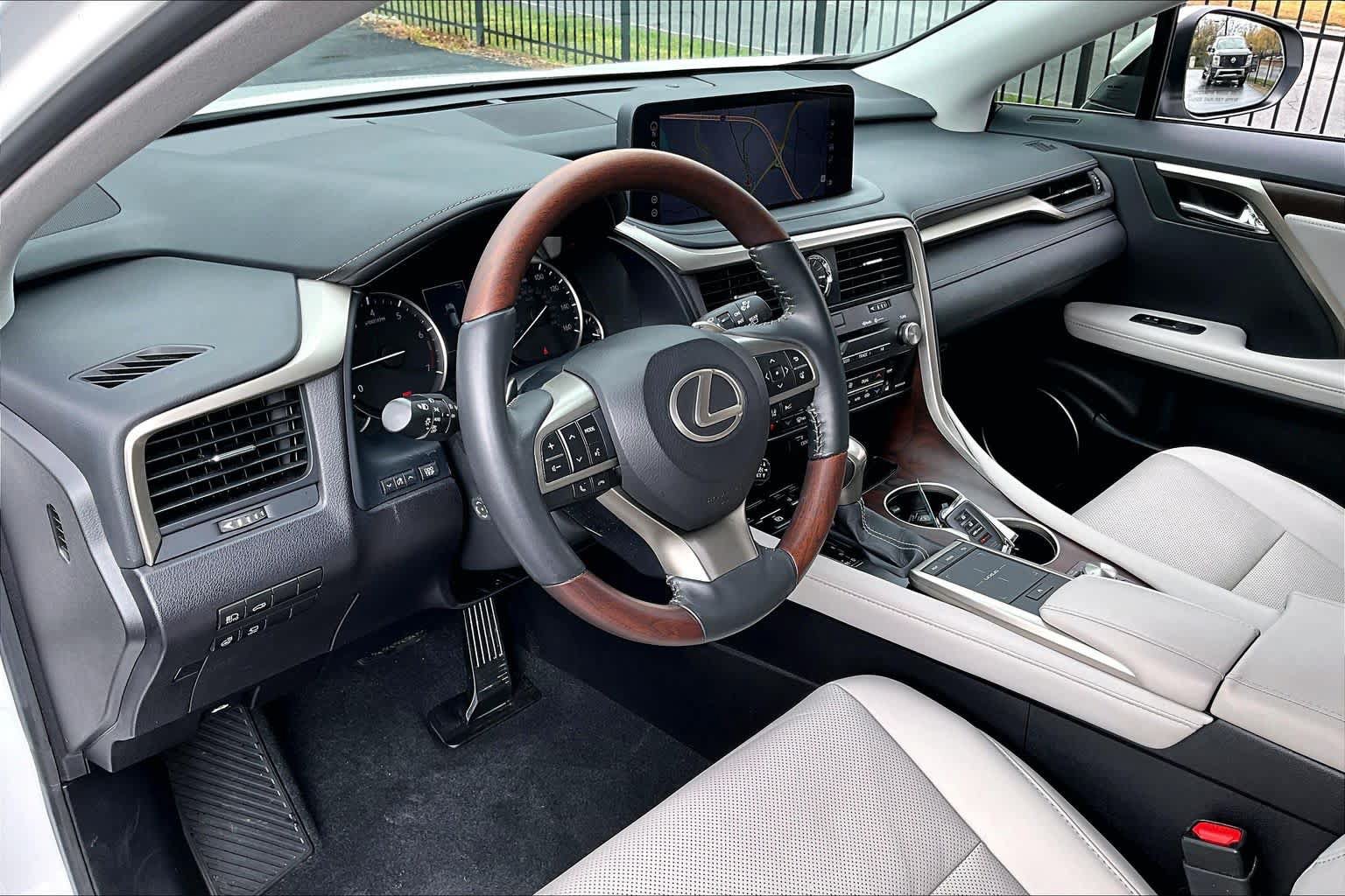 Used 2022 Lexus RX 350 FWD w/ Premium Package image 17