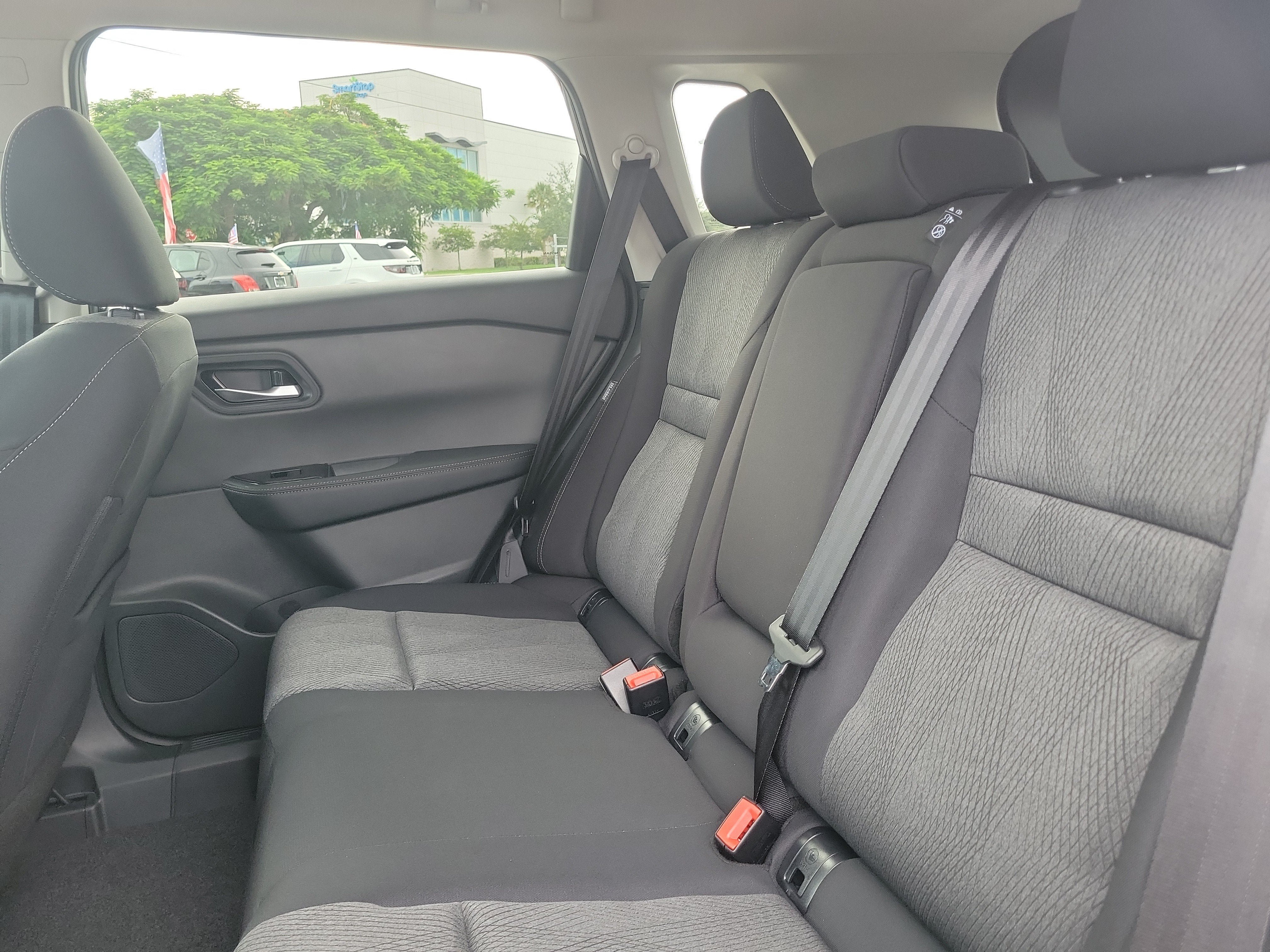 New 2027 Nissan Rogue SV FWD image 16