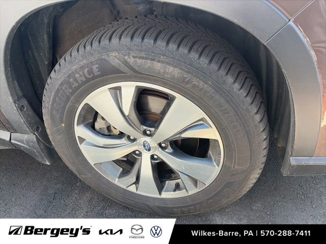 Used 2019 Subaru Ascent Premium image 5