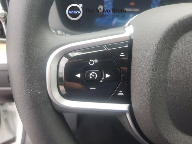 New 2026 Volvo XC60 T8 Plus w/ Protection Package Premier AWD/4WD image 18