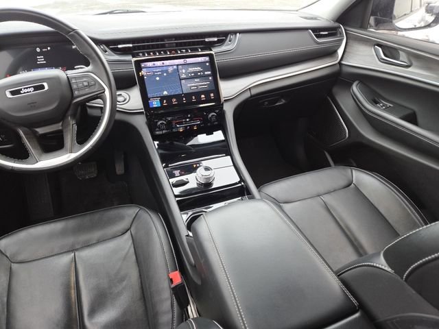 Used 2022 Jeep Grand Cherokee L Limited image 33