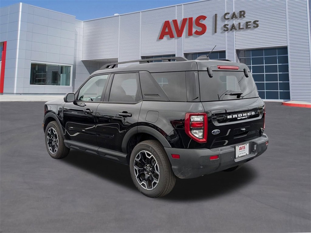 Used 2025 Ford Bronco Sport Outer Banks image 3