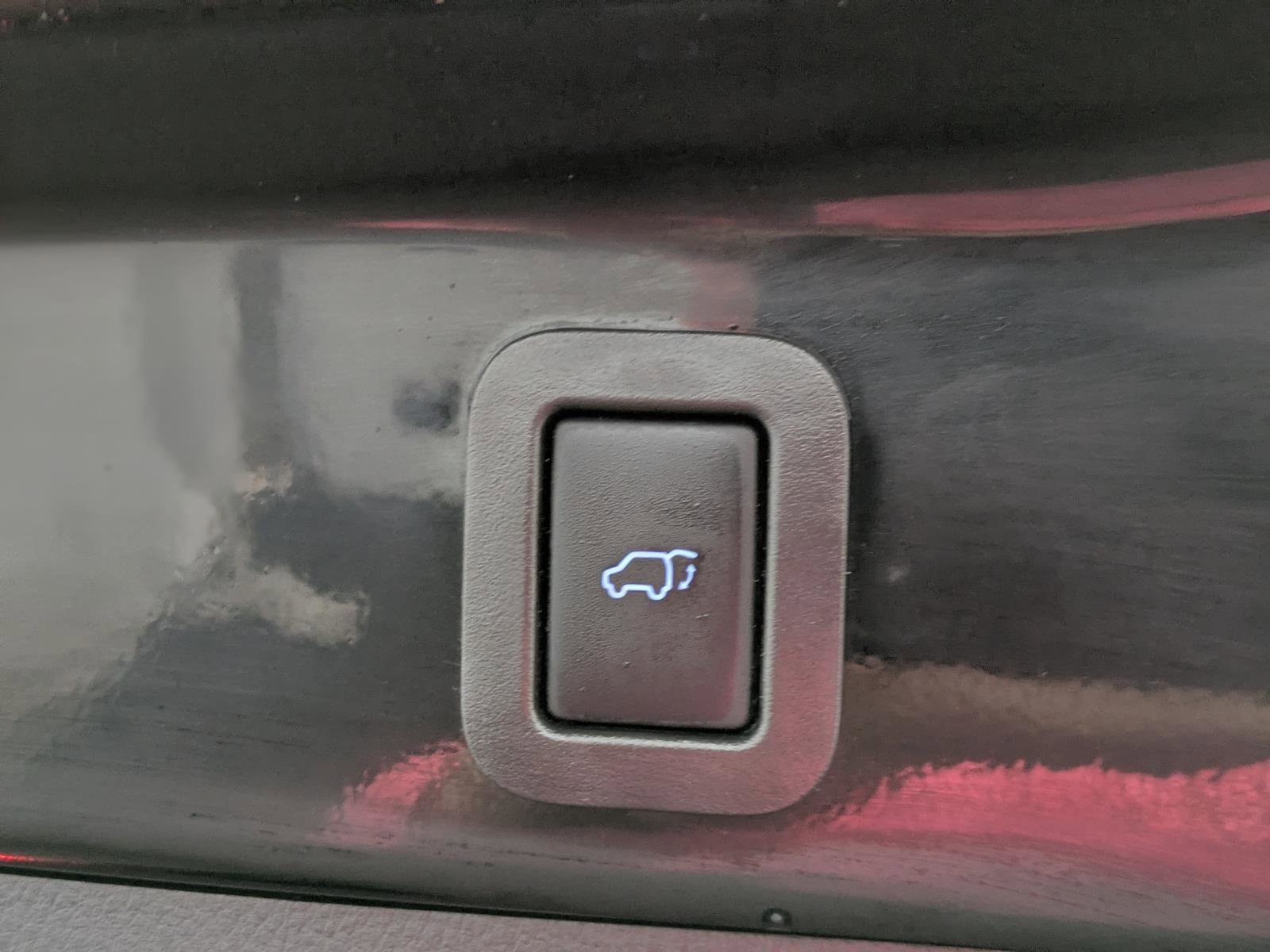 Used 2018 Toyota Highlander XLE image 15