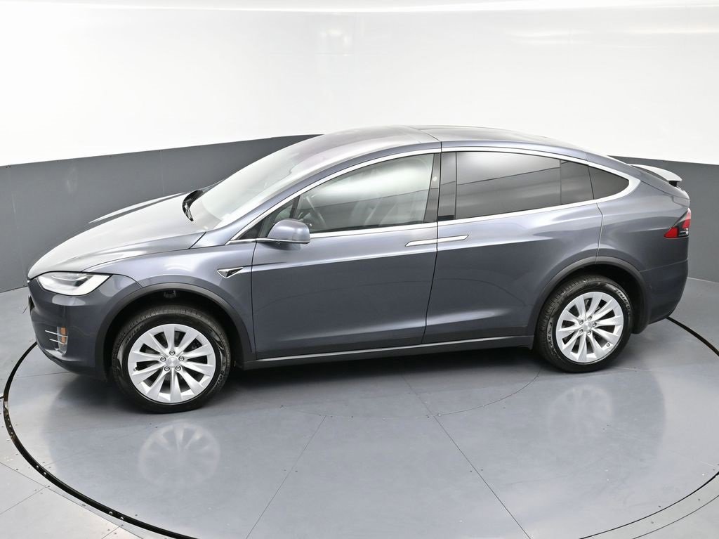 Used 2021 Tesla Model X Long Range image 55