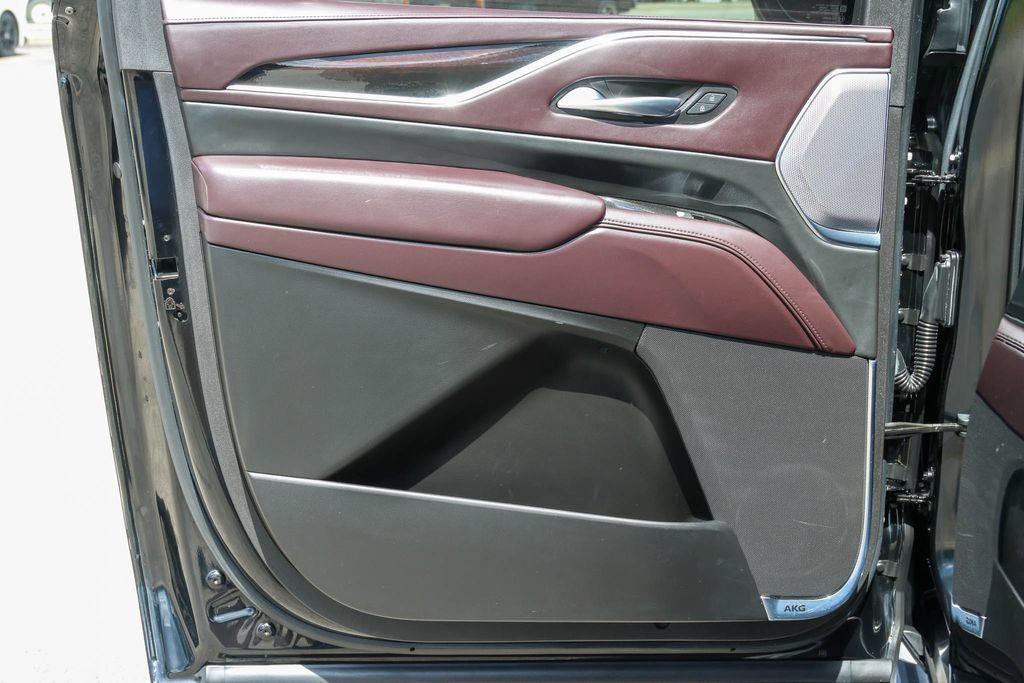 Used 2021 Cadillac Escalade ESV Premium Luxury Platinum AWD/4WD image 8