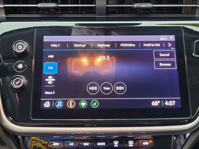 Used 2022 Chevrolet Bolt EUV LT w/ Convenience Package image 20