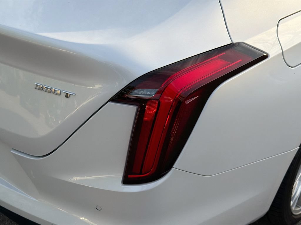 Used 2020 Cadillac CT4 Premium Luxury RWD image 28