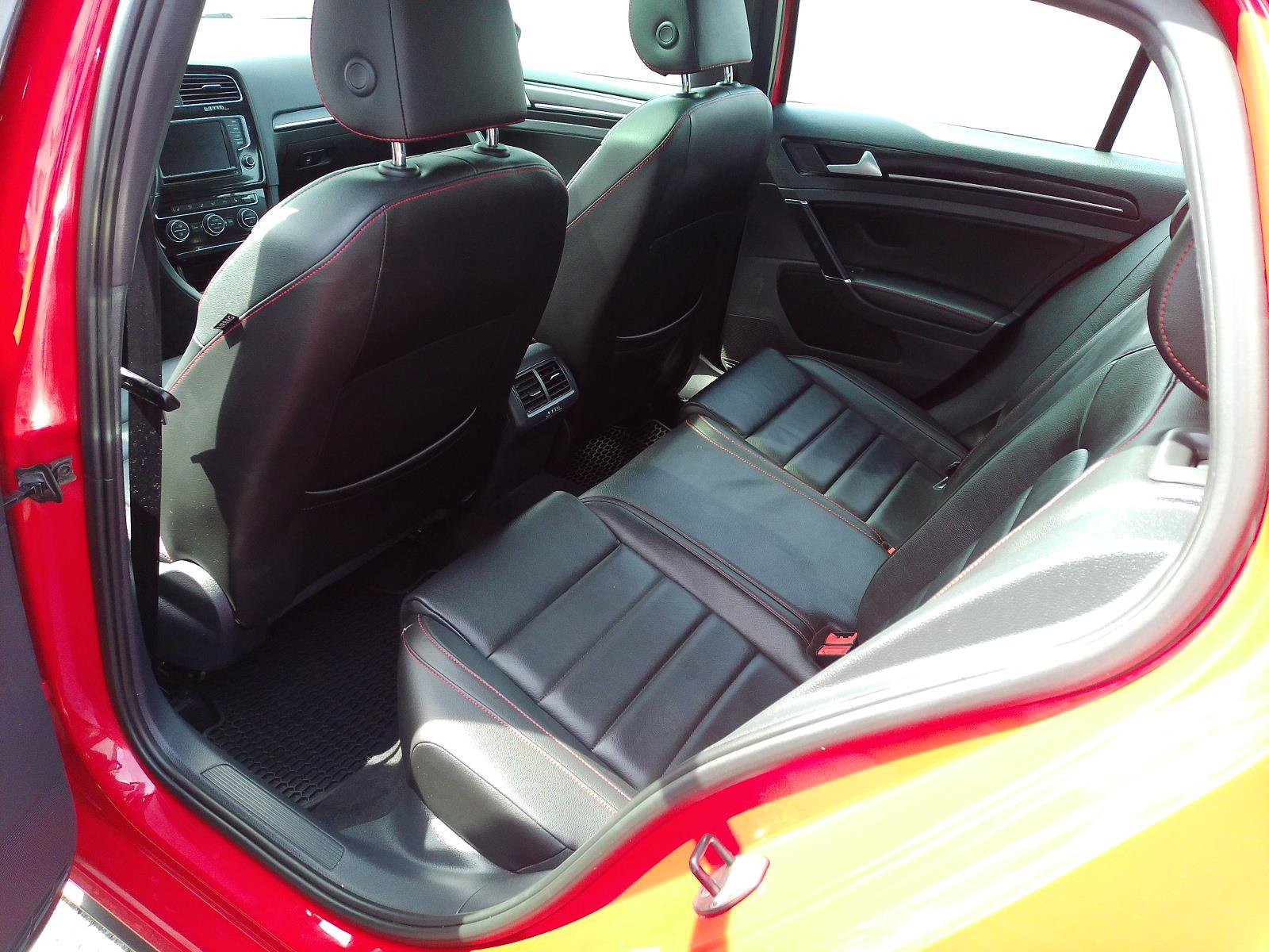 Used 2016 Volkswagen GTI Autobahn image 28