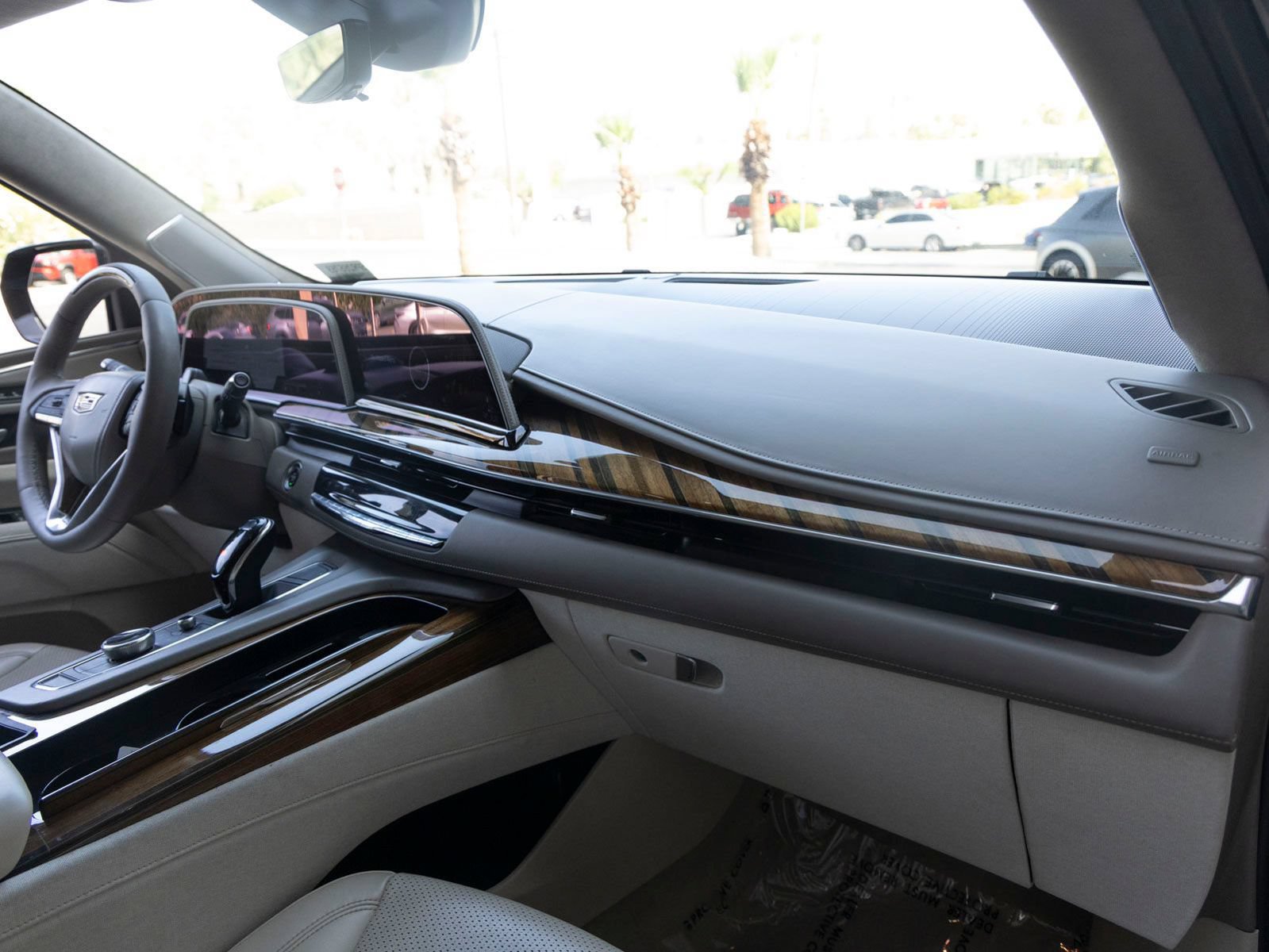 Used 2023 Cadillac Escalade Sport Platinum AWD/4WD image 28