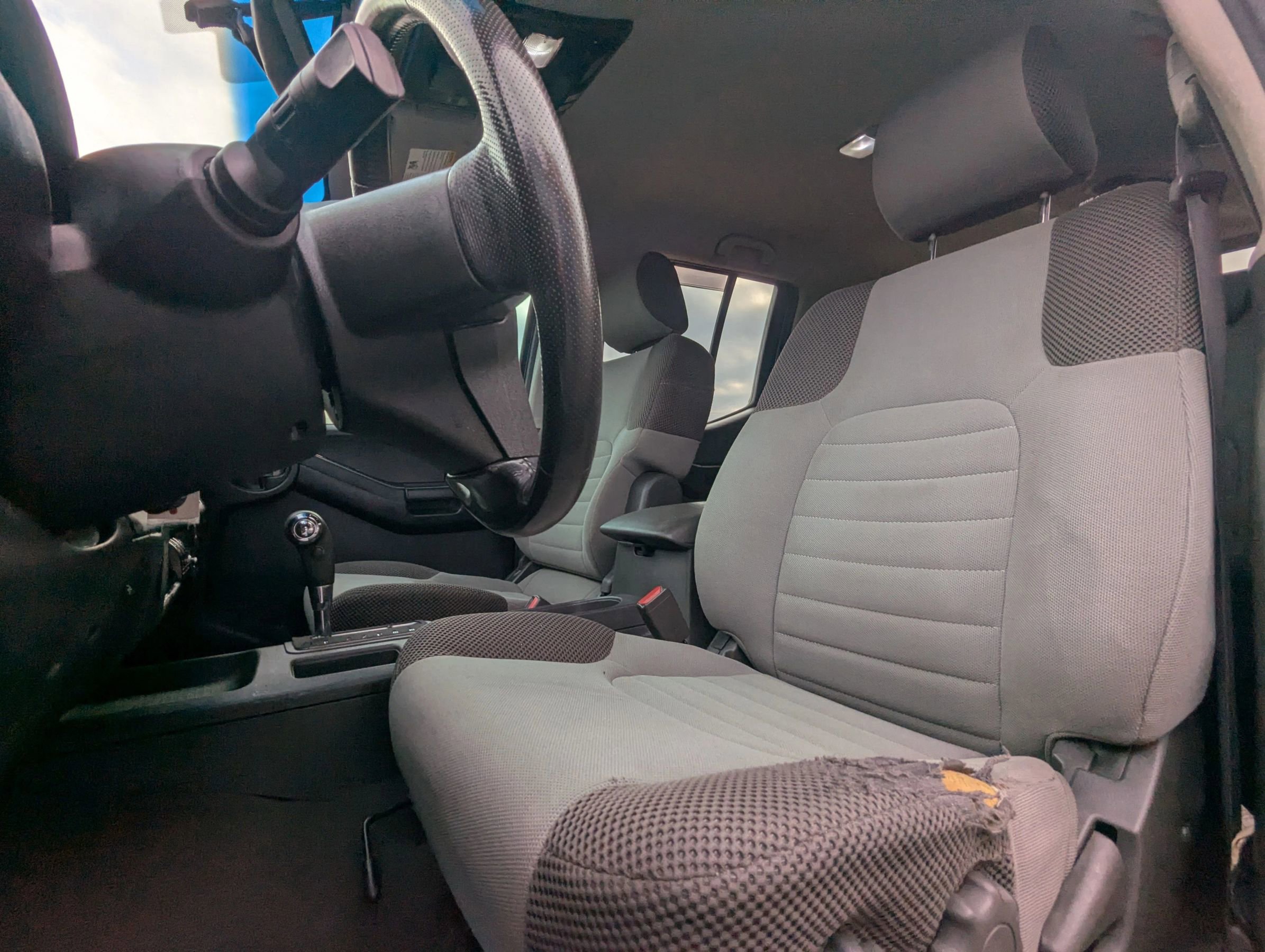 Used 2008 Nissan Xterra SE w/ Supplemental Air Bag Pkg image 16