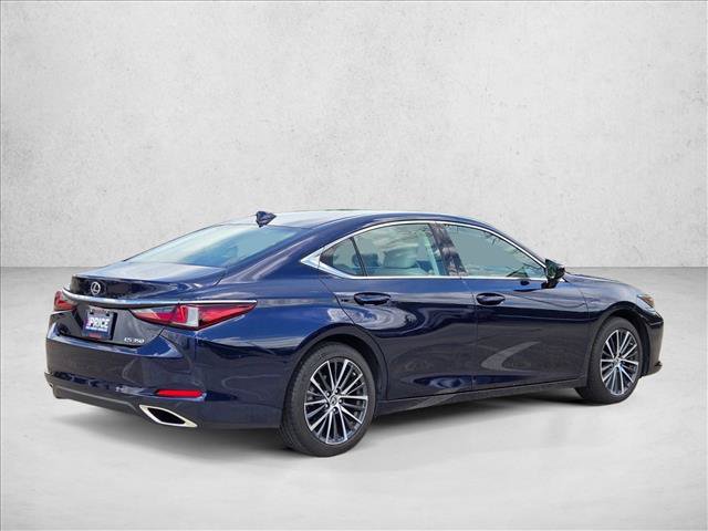 Used 2025 Lexus ES 350 w/ Premium Package FWD image 5